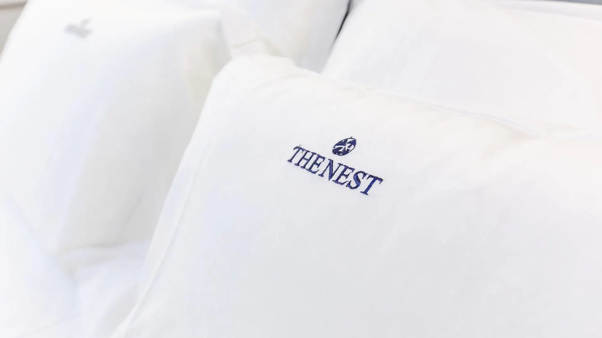티라나 Barrikada Street Modern App - The Nest 아파트
